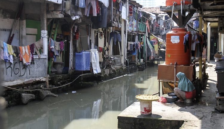 penyebab dan cara mengatasi kemiskinan di kota besar